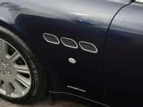Maserati Quattroporte (2004) thumbnail 11