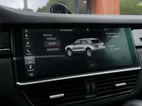 Porsche Cayenne (2018) thumbnail 40