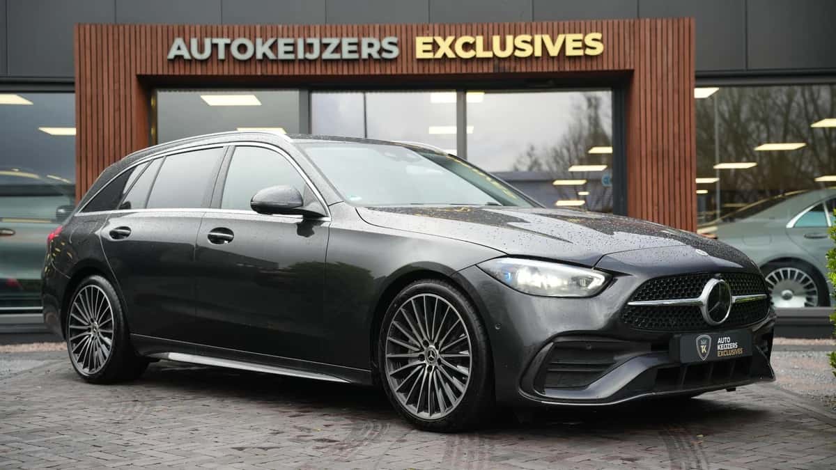 Mercedes-Benz C-Klasse (2025) — foto 1