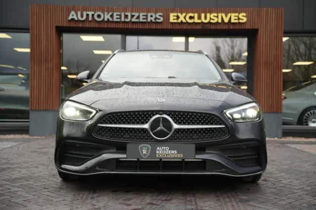 Mercedes-Benz C-Klasse (2025) thumbnail 2