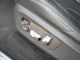 BMW X5 (2020) thumbnail 24