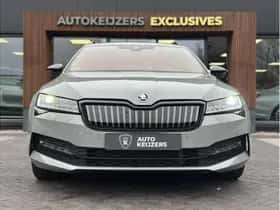 Škoda Superb (2022) thumbnail 3