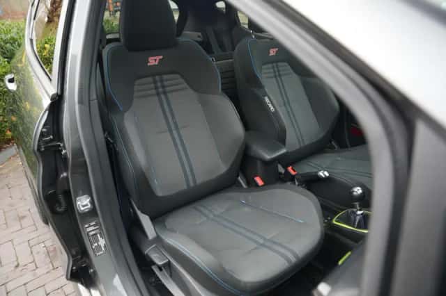 Ford Fiesta (2019) thumbnail 4