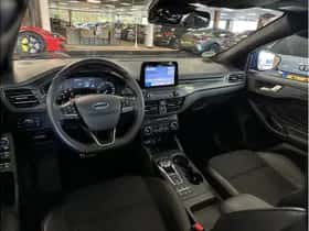 Ford Focus (2019) thumbnail 2