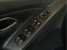 Hyundai ix35 (2014) thumbnail 18