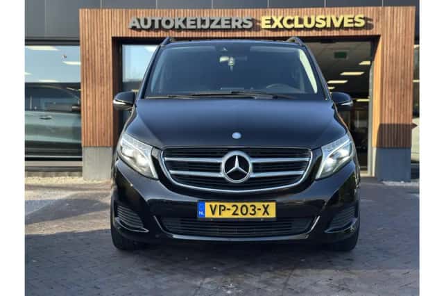 Mercedes-Benz V-Klasse (2015) thumbnail 3