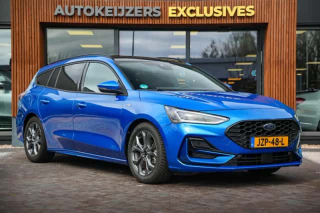 Ford Focus (2024) thumbnail 1
