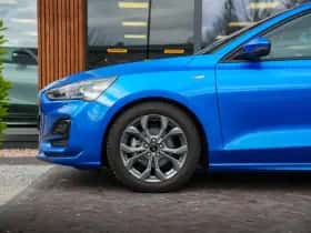 Ford Focus (2024) thumbnail 12