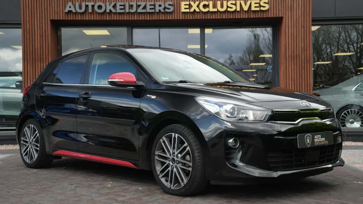 Kia Rio (2017) — foto 1