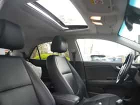 Kia Rio (2017) thumbnail 4
