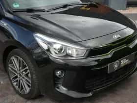 Kia Rio (2017) thumbnail 10