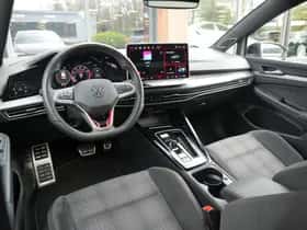 Volkswagen Golf thumbnail 2