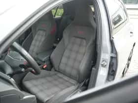 Volkswagen Golf thumbnail 26