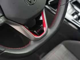 Volkswagen Golf thumbnail 32