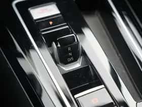 Volkswagen Golf thumbnail 38