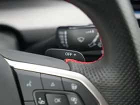 Volkswagen Golf thumbnail 43