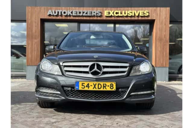 Mercedes-Benz C-Klasse (2012) thumbnail 3