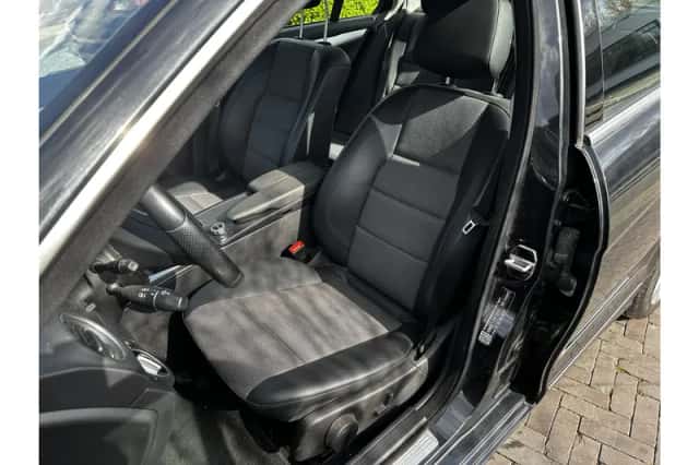 Mercedes-Benz C-Klasse (2012) thumbnail 6