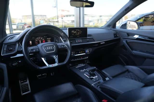 Audi Q5 (2017) thumbnail 2