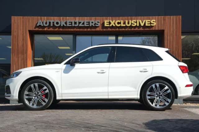 Audi Q5 (2017) thumbnail 5