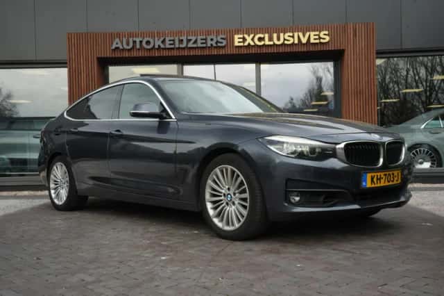 BMW 3-Serie (2016) thumbnail 1