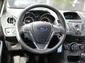 Ford Fiesta (2014) thumbnail 13