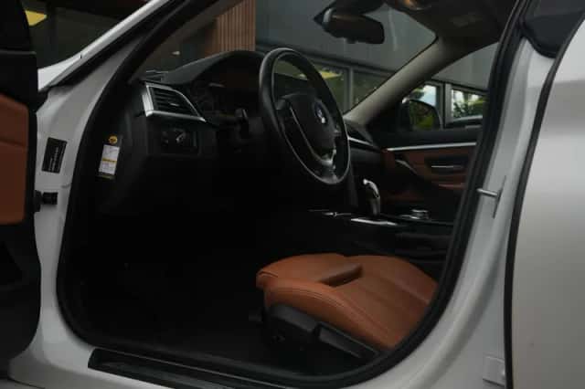 BMW 4-Serie (2021) thumbnail 2
