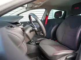 Renault Clio (2017) thumbnail 7