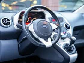 Ford Ka (2010) thumbnail 2
