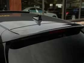 Kia Rio (2023) thumbnail 12