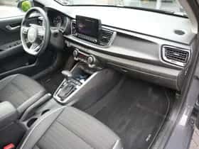 Kia Rio (2023) thumbnail 25