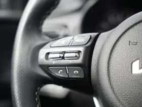 Kia Rio (2023) thumbnail 26