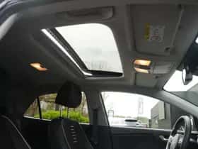 Kia Rio (2023) thumbnail 4