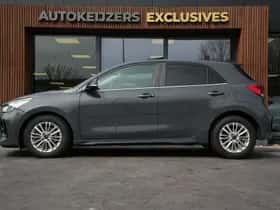 Kia Rio (2023) thumbnail 5