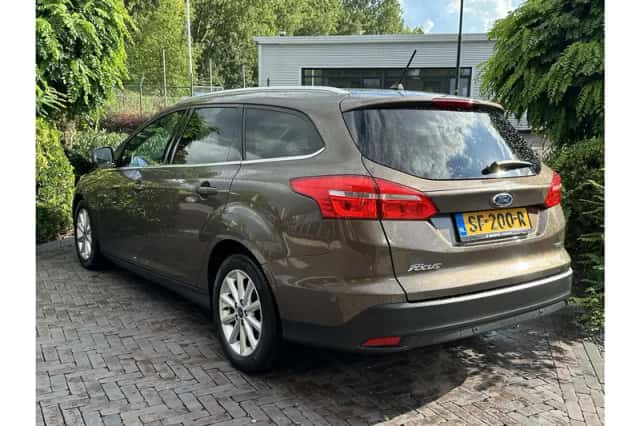Ford Focus (2017) thumbnail 5