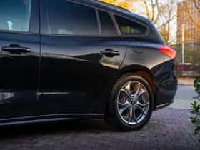 Ford Focus (2019) thumbnail 36