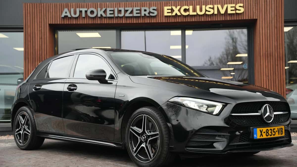 Mercedes-Benz A-Klasse (2020) — foto 1