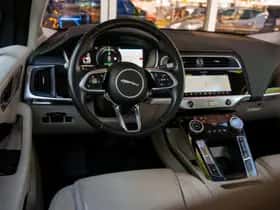 Jaguar I-Pace thumbnail 4