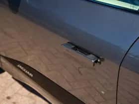 Jaguar I-Pace thumbnail 31