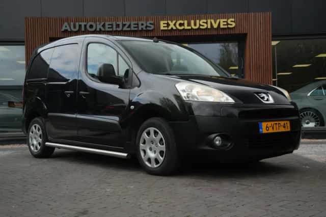 Peugeot Partner (2012) thumbnail 1