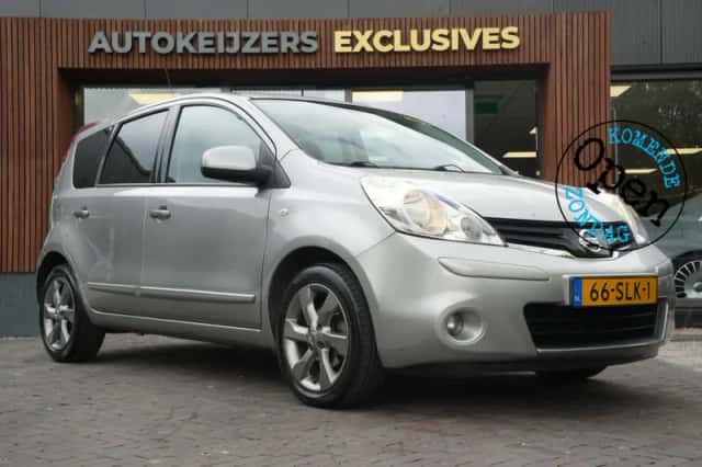 Nissan Note (2011) thumbnail 1