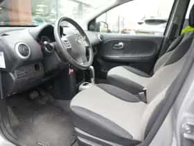 Nissan Note (2011) thumbnail 4