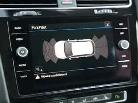 Volkswagen Golf thumbnail 21