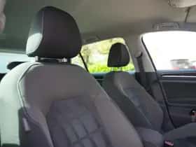 Volkswagen Golf thumbnail 26