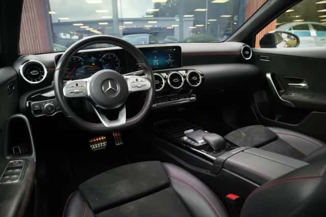 Mercedes-Benz A-Klasse (2020) thumbnail 2