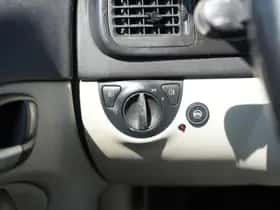 Saab 9-3 (2004) thumbnail 26