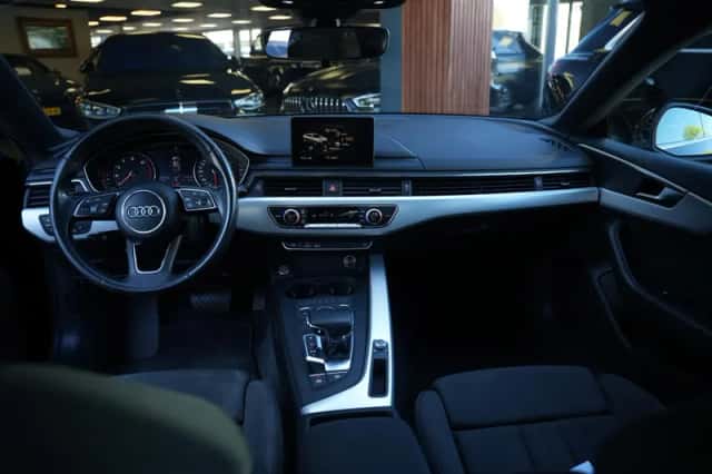 Audi A5 (2017) thumbnail 6