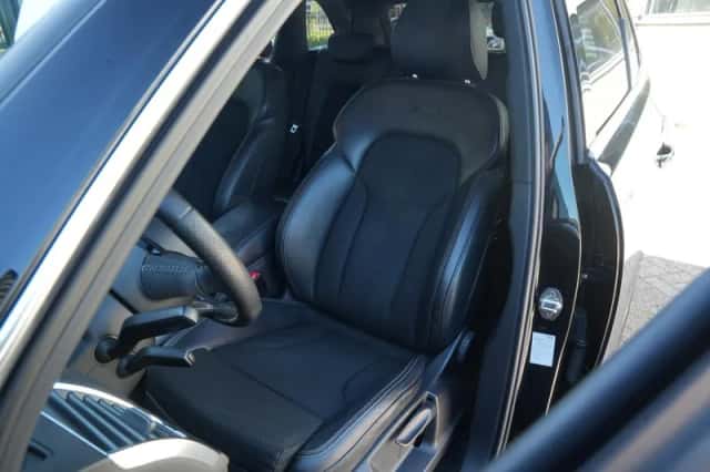 Audi Q5 (2012) thumbnail 3
