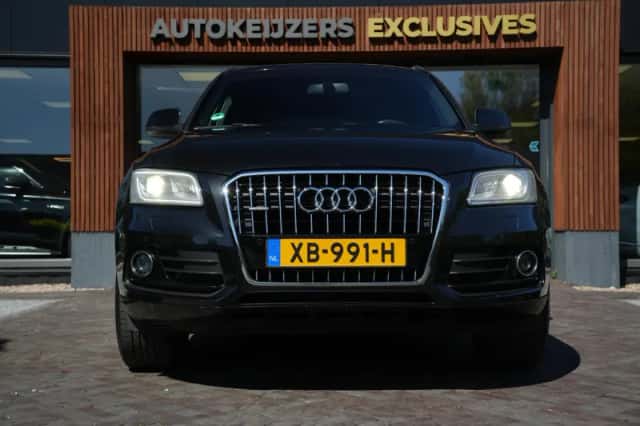 Audi Q5 (2012) thumbnail 3