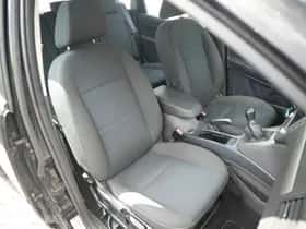 Ford C-Max (2010) thumbnail 13